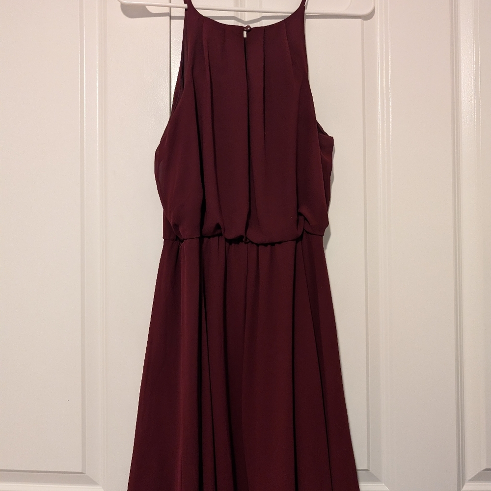 Red Dress - Picture 3 of 4